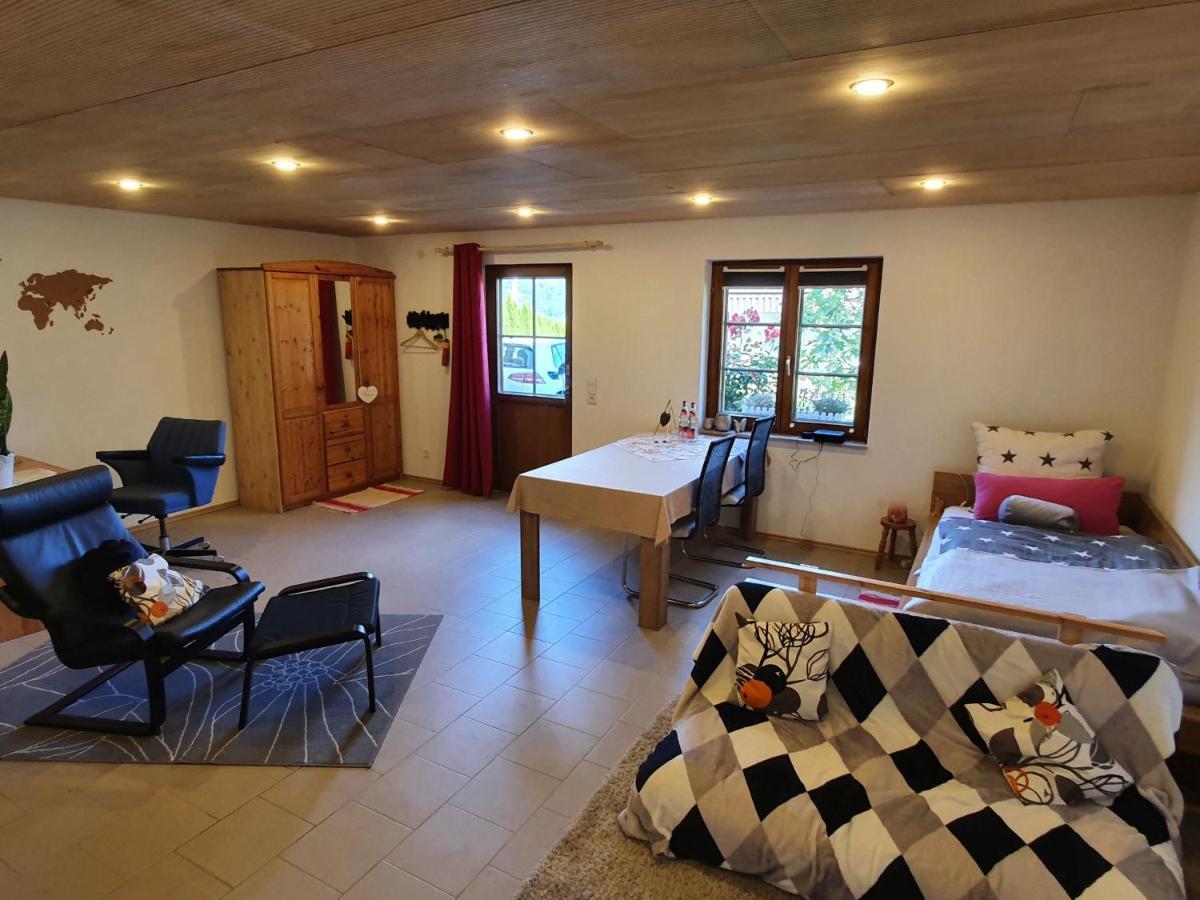 Haus Sonnenblume Apartment Weilheim Екстериор снимка