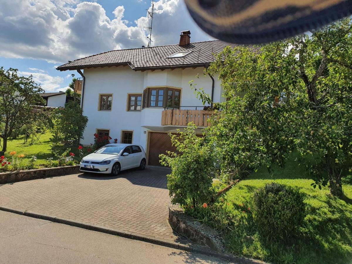 Haus Sonnenblume Apartment Weilheim Екстериор снимка